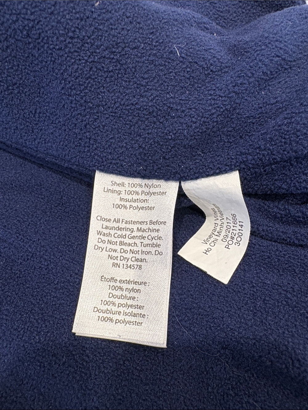 Vineyard Vines Youth Quilted Puffer Vest - Blue
Size S 8-10 - Picture 6 of 7